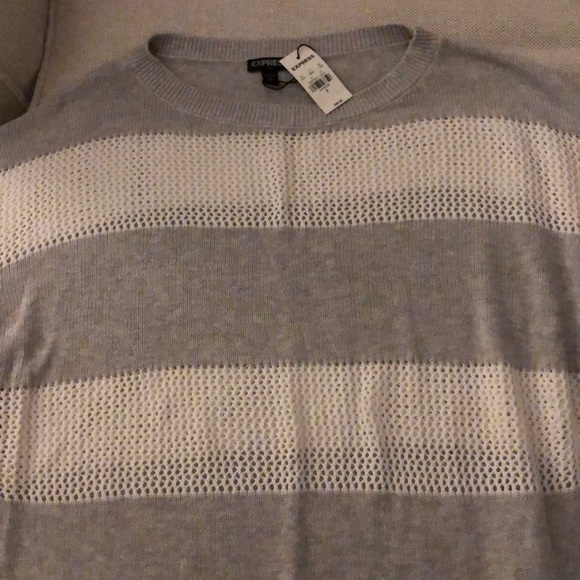 Light weight Express sweater - Picture 2 of 2